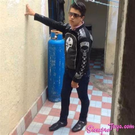 VEN DISFRUTA DE MI JUVENTUD SIN PLENITUD Escorts Gay Gigolos Trans