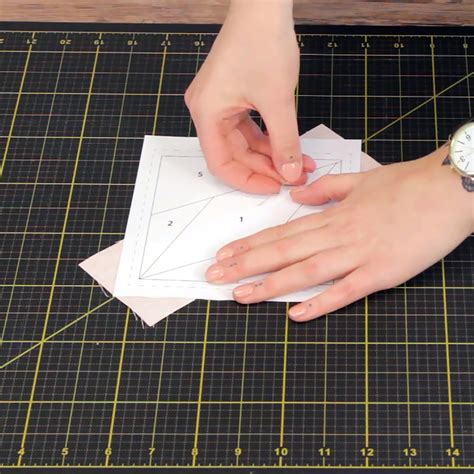 Beginner Friendly Foundation Paper Piecing Weallsew