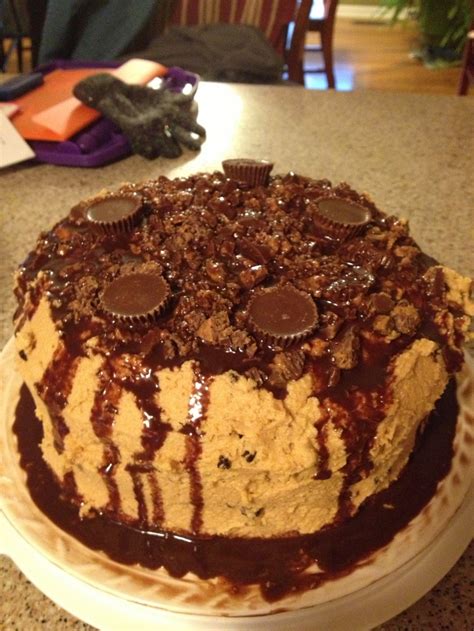 Reeses Overload Cake