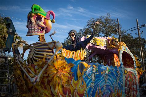 Elephant In Tiger Skin The Skeleton Krewe Marches Le Krewe Of Detat