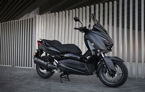 Prueba Yamaha XMax 300 Iron Max 2019 carácter reforzado