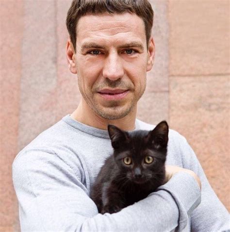 Wonderful actor Dmitry Dyuzhev - Russian Personalities