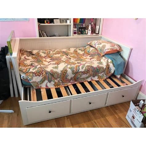 Ikea Hemnes Daybed W 3 Drawers And Trundle Aptdeco