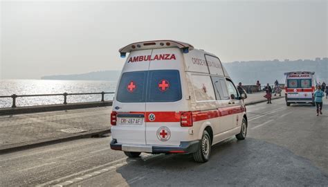 Morto Nello Schianto Tra La Moto E Un Palo A Capo D Orlando Antonio