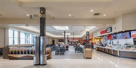 Food courts evolve at Oakland Mall, Somerset and beyond | Crain's ...