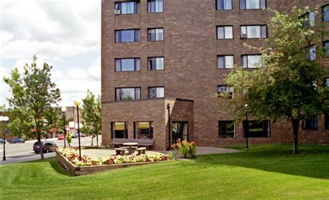 Larson Commons Apartments In Cloquet Mn