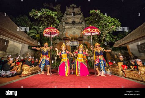 Traditional Balinese Dance At The Ubud Palace Ubud Bali Indonesia