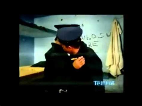 Gays Cops Kissing Romantico Beso Gay Entre Hombres Machos Policias Betty B YouTube