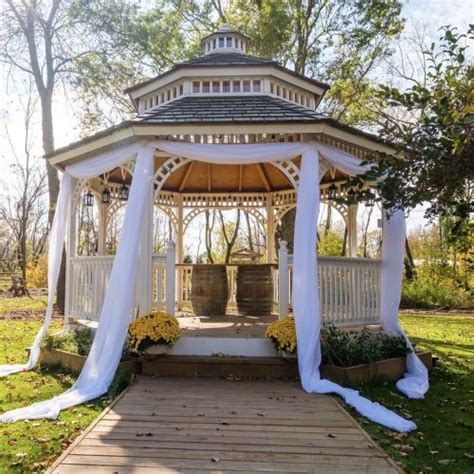 About Vickery Village Wedding Events Venue Suamico Wi