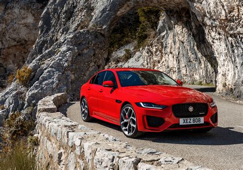 Download Car Jaguar Car Vehicle Jaguar Xe Hd Wallpaper