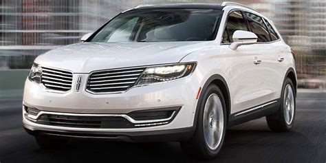 Lincoln Mkx Vehicles On Display Chicago Auto Show