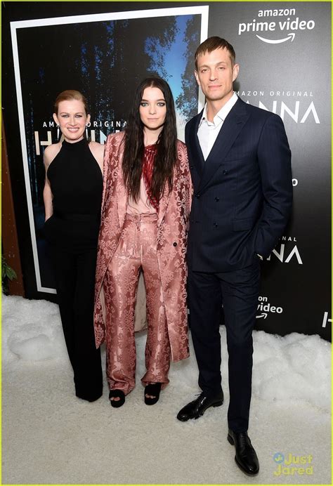 Esme Creed-Miles Stuns in Pink Suit at 'Hanna' Premiere in NYC | Photo ...