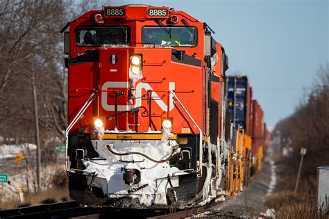 Railpicturesca Trackside Trenton Photo Cn 8885 Heads West Into