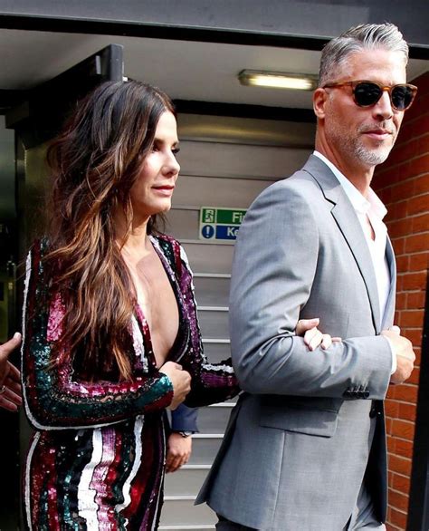 Muere A Los A Os Novio De Sandra Bullock Tras Luchar Contra Una