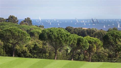 Le Domaine De Beauvallon Et Sa Chapelle Grimaud Tourisme Le Charme