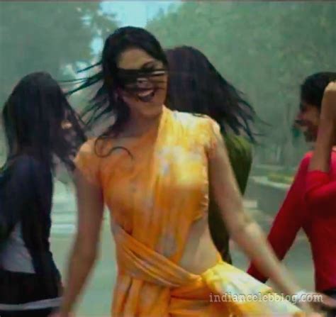 Bianca Desai Kannada Actress MCS Hot Saree Caps Starcelebblog