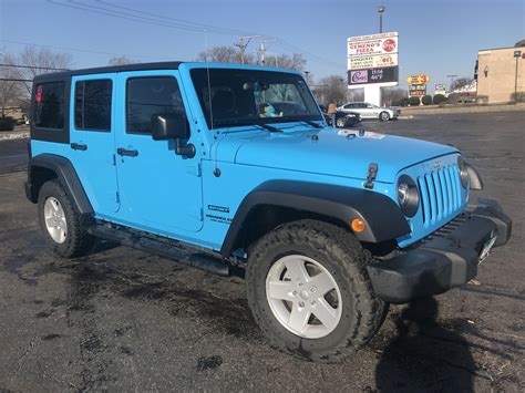 Jeep Wrangler Blue