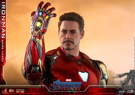 Toyhaven I Love You 3000 Hot Toys 1 6th Scale LED Lighted Iron Man Nano Gauntlet With