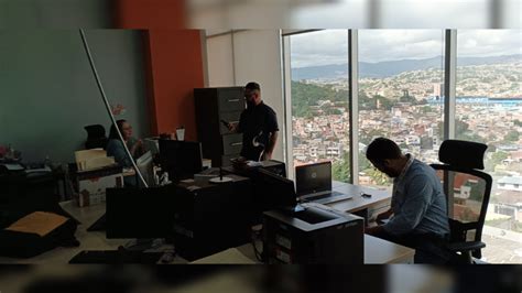 En Oficinas Del RNP De Tegucigalpa FETCCOP Y ATIC Investigan Supuesta