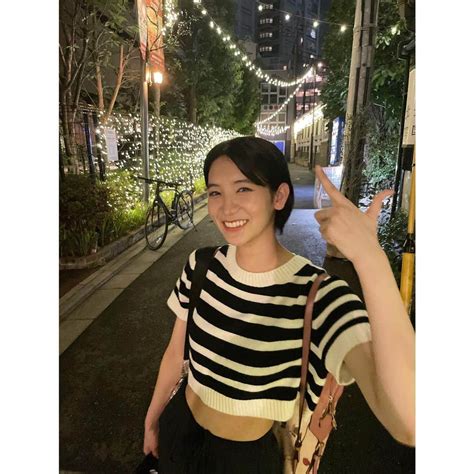 小貫莉奈さんのインスタグラム写真 小貫莉奈instagram「舞台「マテリアルパレード」 昨日、無事に幕が上がりました🔫🎪 初日にご