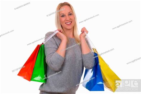 Junge Blonde Frau Beim Shopping Mit Einkaufstaschen Stock Photo Picture And Low Budget Royalty