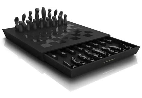 Limited Edition Kiki De Montparnasse Chess Set Tuvie