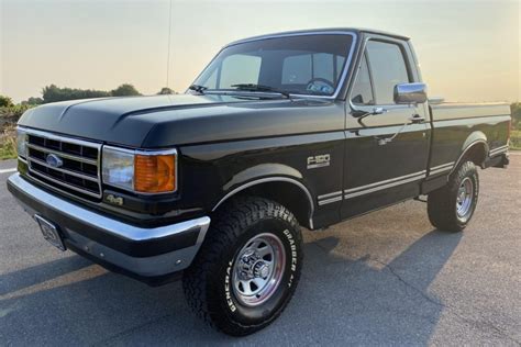 1989 Ford F 150 Xlt Lariat 4x4 5 Speed For Sale On Bat Auctions Sold For 22 750 On September