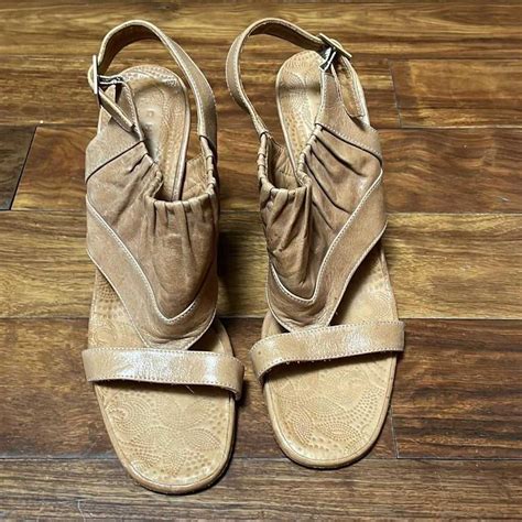 Vintage Chie Mihara Nude Heels Gem