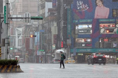 彭啟明喻璨樹像重創過台灣的莫蘭蒂 氣象粉專「這條路線很驚悚」 上報 焦點