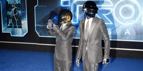 Daft Punk Rajai Chart Billboard Hot 100 Untuk Pertama Kalinya