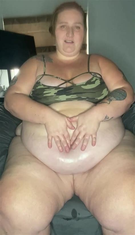 Mature Bbw Talk About Weight Gain Huge Fat Belly ThisVid