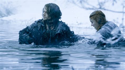 Theon Greyjoy And Sansa Stark In The Red Woman Theon Greyjoy Photo 39548436 Fanpop