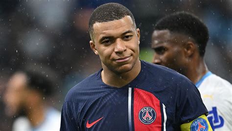 The Psg Dressing Room Believes Xavi Has A Special Plan To Defend Mbappe