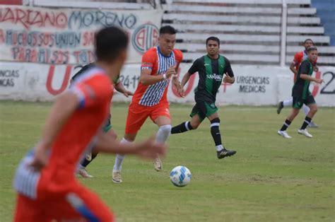 Categórico 6 a 0 de Unión Santiago que se adueñó de su zona Unión