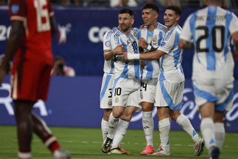 Messi Desencanta Argentina Vence O Canad E Se Classifica Para A