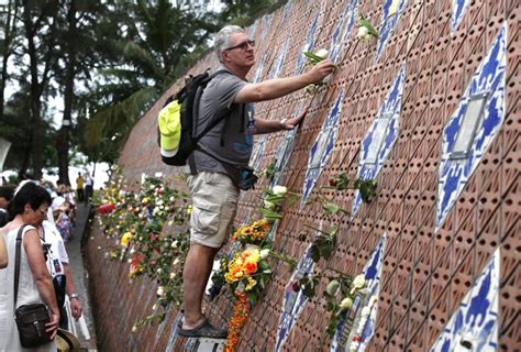 Boxing Day Tsunami Victims Remembered On 10th Anniversary In Pictures