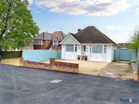 2 Bed Bungalow For Sale In Old Farm Road Oakdale Poole Dorset Bh15