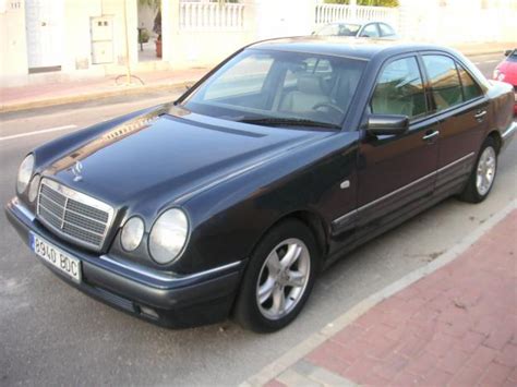 Mercedes Benz E 320 Elegancepicture 3 Reviews News Specs Buy Car