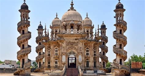 Duke World Mahabat Maqbara The Historical Landmark Of Junagadh