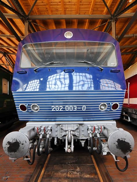 Baureihe 202 · 202 002 bis 004 DE 2500 Versuchsloks Fotos - Bahnbilder.de