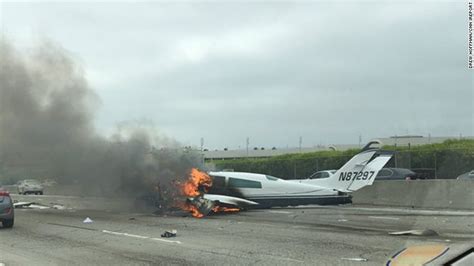 Driver Hit By Crashing Plane Pulls Fliers To Safety Cnn