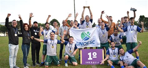 Unoesc Conquista Trof Us De Campe O E Terceiro Lugar No Futebol De