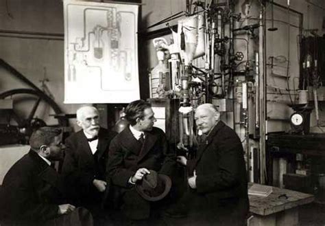 Niels Bohr – Photo gallery - NobelPrize.org