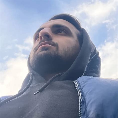 Pouya Majidi Pouyaspm • Threads Say More
