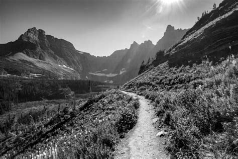 Iceberg Lake Trail Father Daughter Nps Tim Rains Glaciernps Flickr