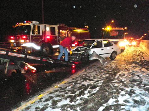 Six Vehicle Accident On I 95 Sends Four To Hospital Westport Ct Patch