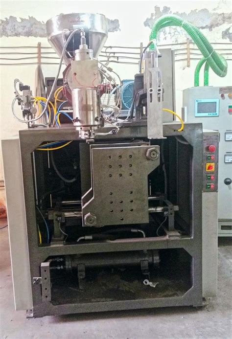 Ml Hdpe Blow Moulding Machine Automation Grade Automatic At Rs