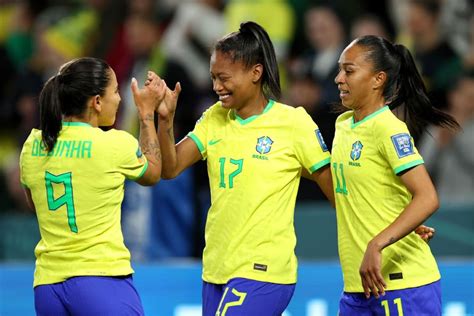 Copa do Mundo Feminina veja o que abre e o que fecha no DF nesta 4ª