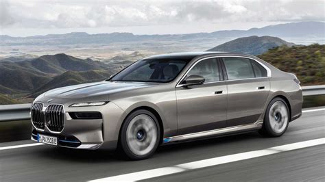 2023 BMW 7 Series And i7 EV Revealed: You Choose Big V8 Or Battery Power