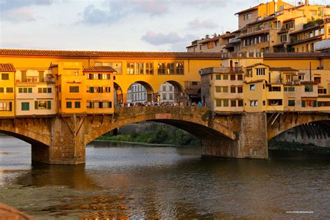 Ponte Vecchio, Florence | Ponte vecchio, Favorite places, Canal